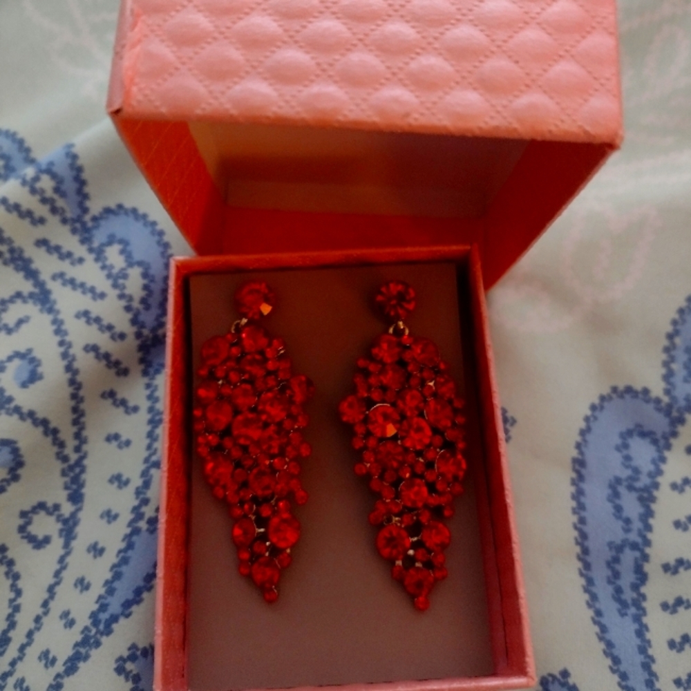 Elegant Red Crystal Earrings